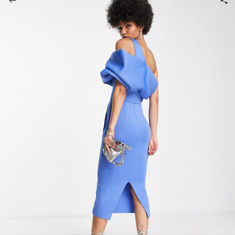 Dress - Picture 2 of 3